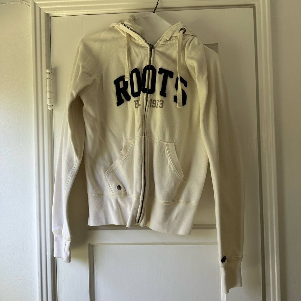 Roots zip up sweater